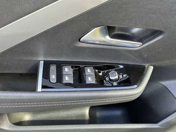 Fotografie 6 des Opel Astra Ultimate*AHK*NAVI*Voll-LED*