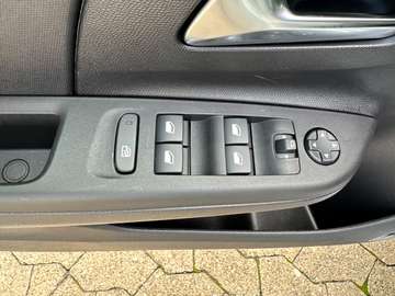 Fotografie 8 des Opel Corsa 1,2 *Automatik*FACELIFT*Klima*PDC*