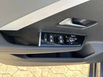 Fotografie 7 des Opel Astra 1,2 Elegance*Intelli Drive Paket*Navi*AHK*Kamera*PDC*