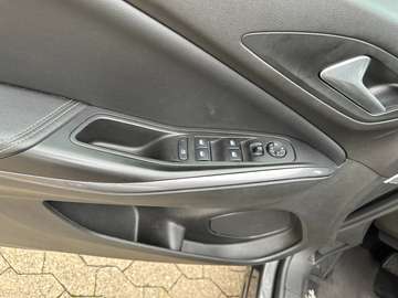 Fotografie 11 des Opel Grandland X Business Edition 1,6 Plug-in-Hybrid*AHK*SHZ*Navi*