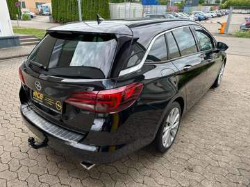 Fotografie 3 des Opel Astra Sports Tourer 1,6 Turbo Ultimate Automatik*Navi*