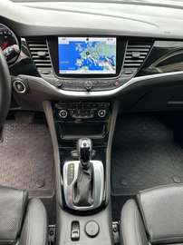 Fotografie 9 des Opel Astra Sports Tourer 1,6 Turbo Ultimate Automatik*Navi*