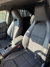 Fotografie 9 des Mercedes-Benz A 180 URBAN BlueEfficiency (BM176.042)