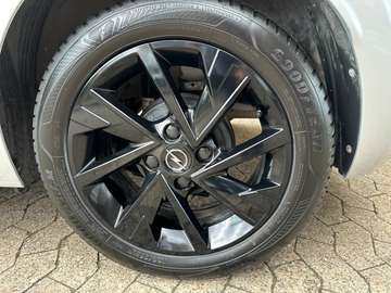 Fotografie 14 des Opel Corsa Edition 1,2*SHZ*Alu-Räder*LHZ*Mittelarmlehne*