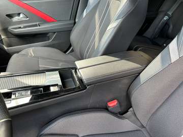 Fotografie 14 des Opel Astra GS Line 1,6 Plug-in-Hybrid*HUD*IntelliDrive*ErgoSitze*