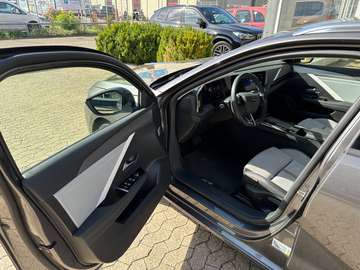 Fotografie 6 des Opel Astra 1,2 Elegance*Intelli Drive Paket*Navi*AHK*Kamera*PDC*